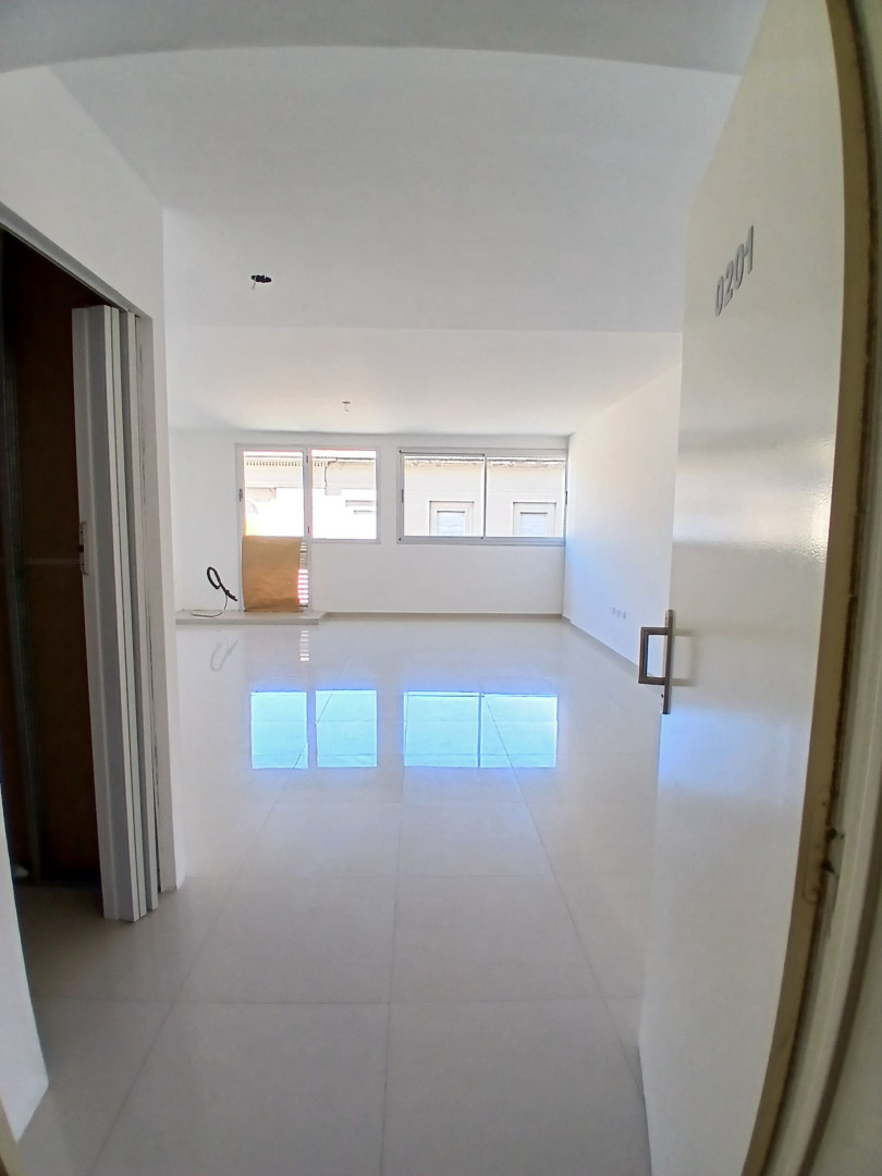 Oficina en Alquiler en Gorriti 85, Centro, Bahía Blanca - Bahía Blanca Propiedades | SITIO OFICIAL l