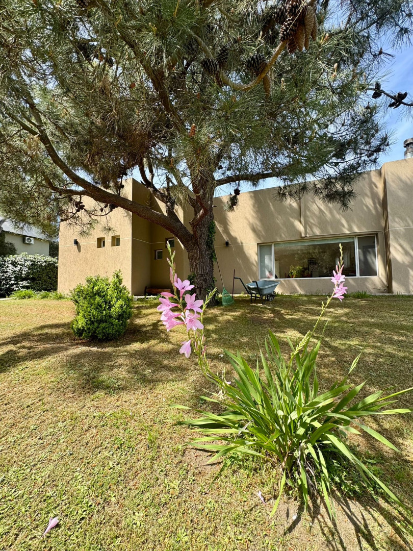 Casa en Venta en El Gavilan 557, Monte del Este, Monte Hermoso - Bahía Blanca Propiedades | SITIO OFICIAL l