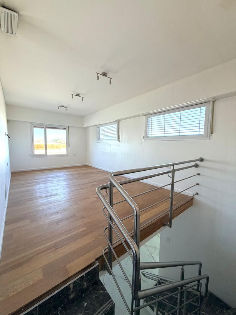 Casa en Alquiler en Emilio Rosas 2238,  Bahía Blanca - Bahía Blanca Propiedades | SITIO OFICIAL l