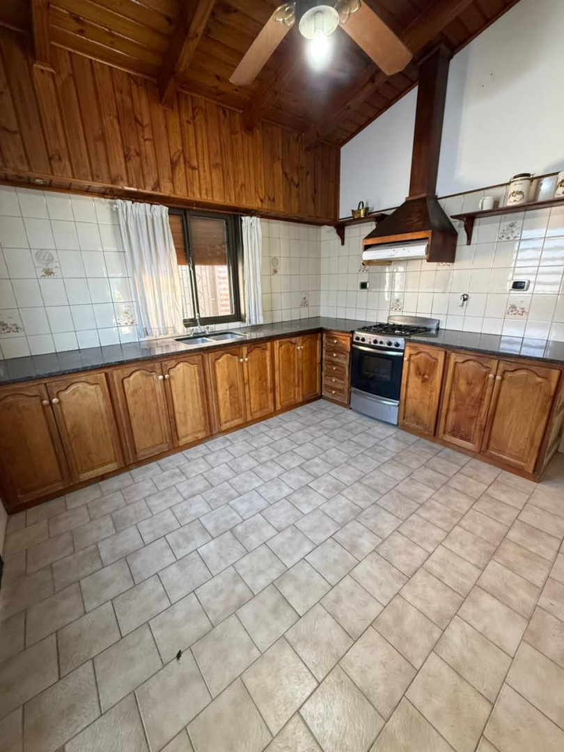Casa en Venta en AVENIDA LA PLATA, Universitario, Bahía Blanca - Bahía Blanca Propiedades | SITIO OFICIAL l