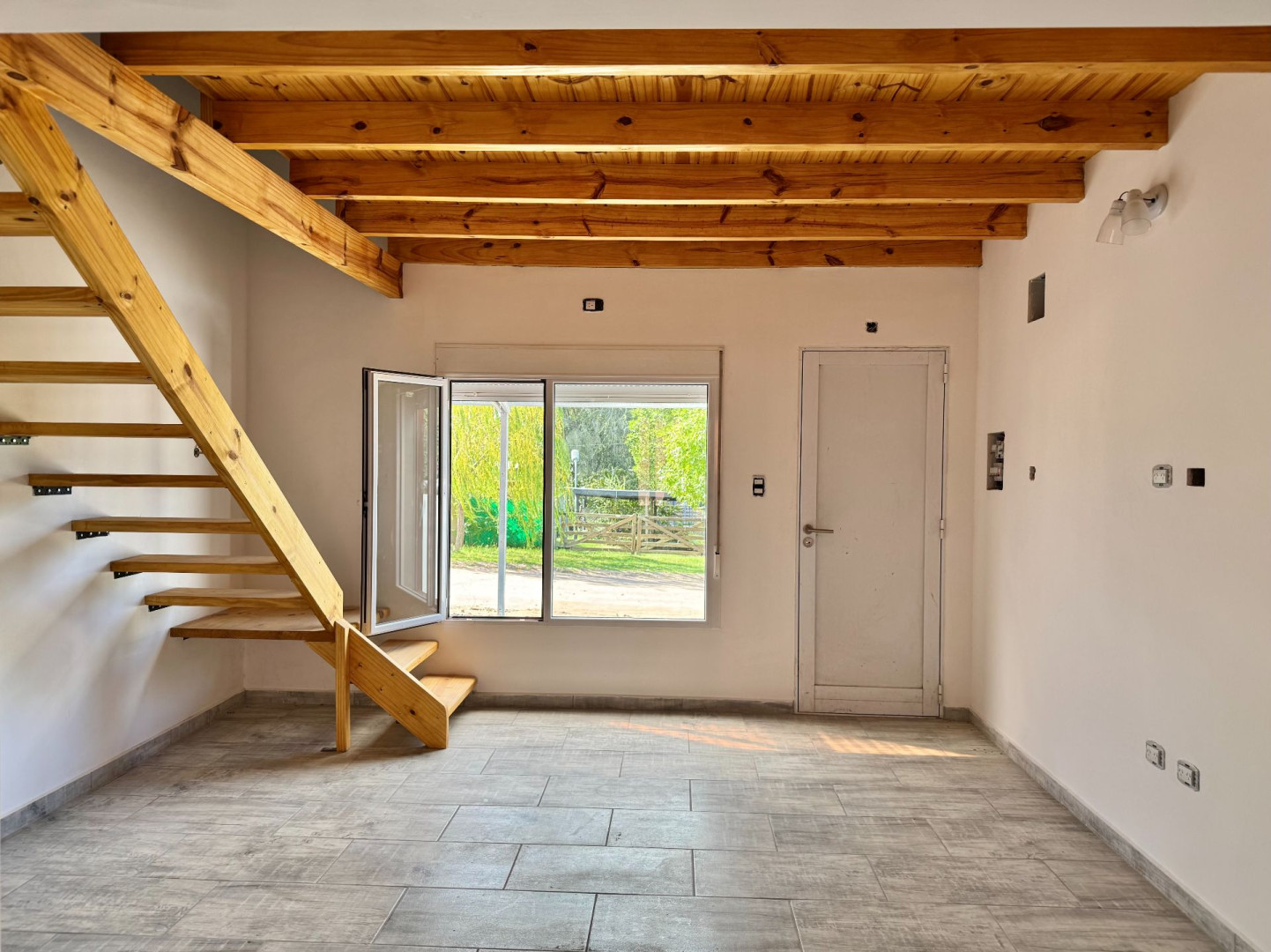 Departamento en Venta en La Rioja Este 552, Dufaur, Monte Hermoso - Bahía Blanca Propiedades | SITIO OFICIAL l