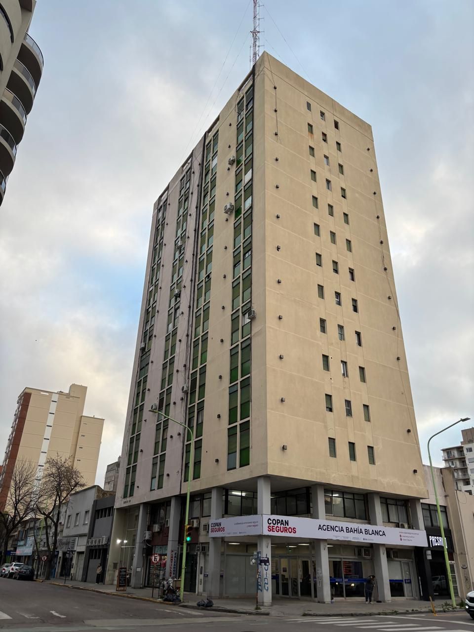 Departamento en Alquiler en Zelarrayan 317, Centro, Bahía Blanca - Bahía Blanca Propiedades | SITIO OFICIAL l