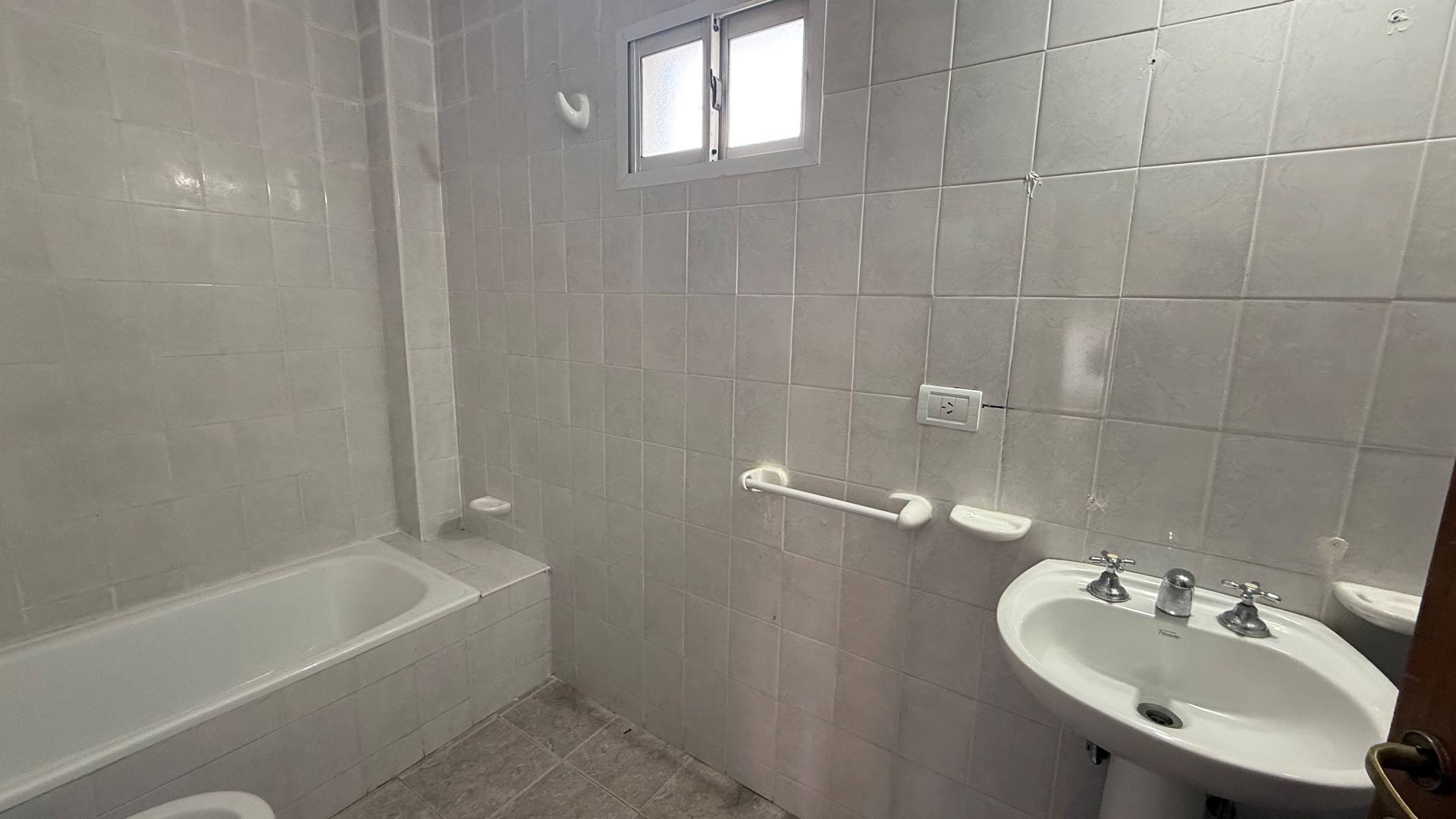 Departamento en Alquiler en 19 De Mayo 520, Centro, Bahía Blanca - Bahía Blanca Propiedades | SITIO OFICIAL l