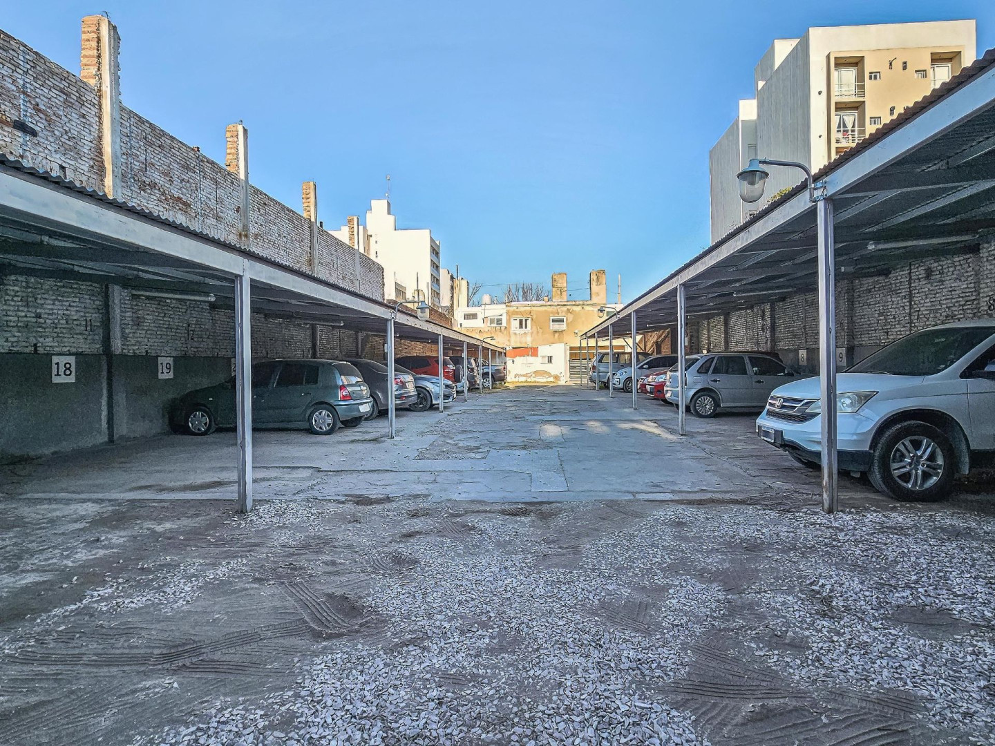 Cochera en Venta en Tucuman 165, Centro, Bahía Blanca - Bahía Blanca Propiedades | SITIO OFICIAL l