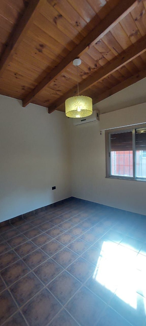 Casa en Alquiler en Nicolas Perez 13, Los Almendros, Bahía Blanca - Bahía Blanca Propiedades | SITIO OFICIAL l