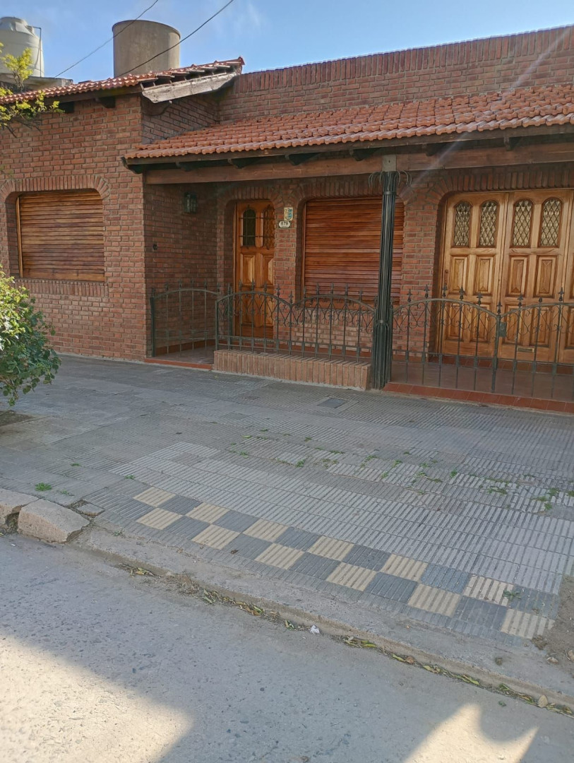 Casa en Venta en Terrada 800, Pacifico, Bahía Blanca - Bahía Blanca Propiedades | SITIO OFICIAL l