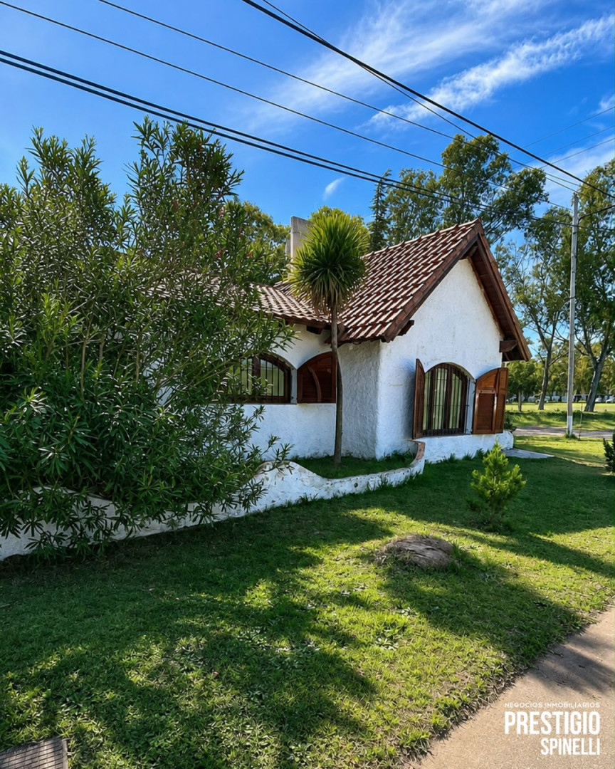 Casa en Venta en Cuyo 1000, Villa Floresta, Bahía Blanca - Bahía Blanca Propiedades | SITIO OFICIAL l