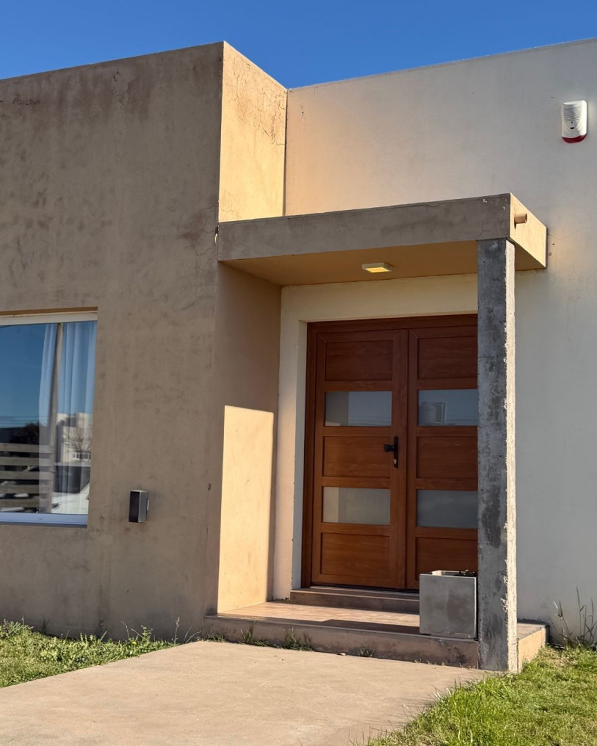 Casa en Venta en Adán Quiroga 2879, Las Cañitas I, Bahía Blanca - Bahía Blanca Propiedades | SITIO OFICIAL l