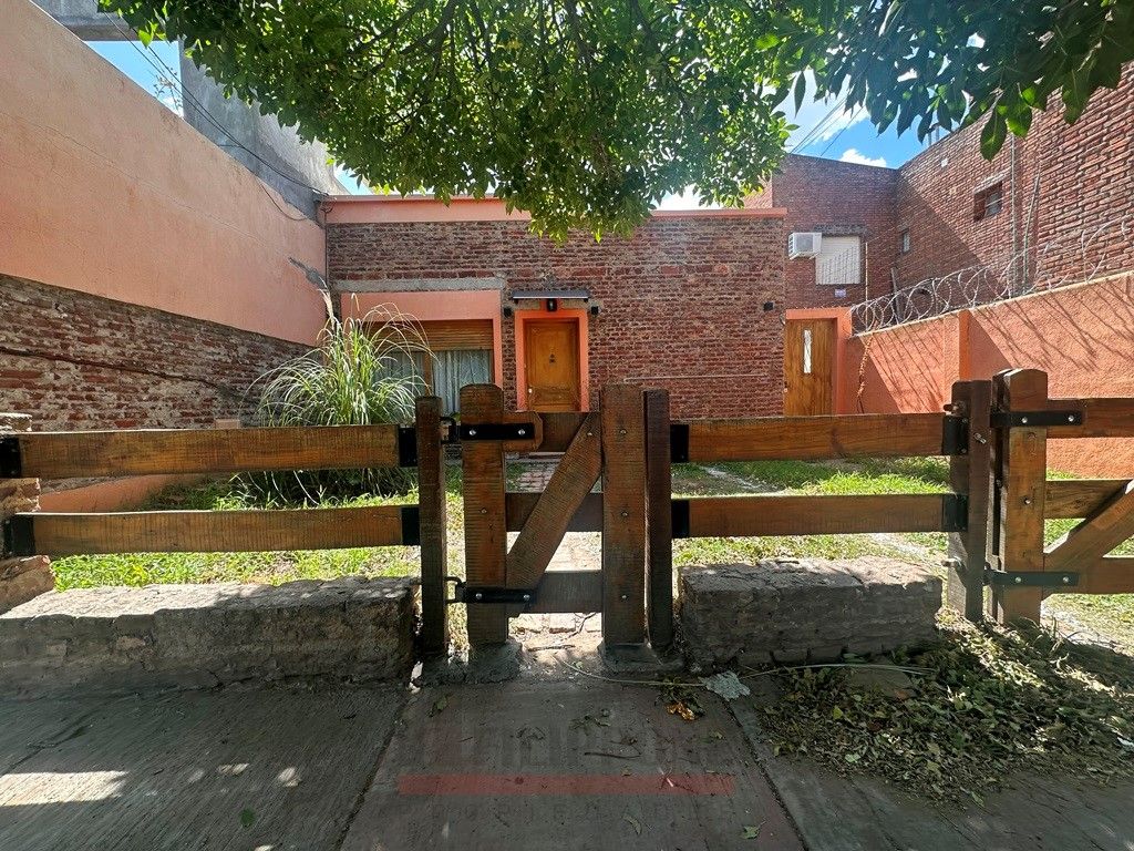 Casa en Venta en Córdoba 38, Universitario, Bahía Blanca - Bahía Blanca Propiedades | SITIO OFICIAL l