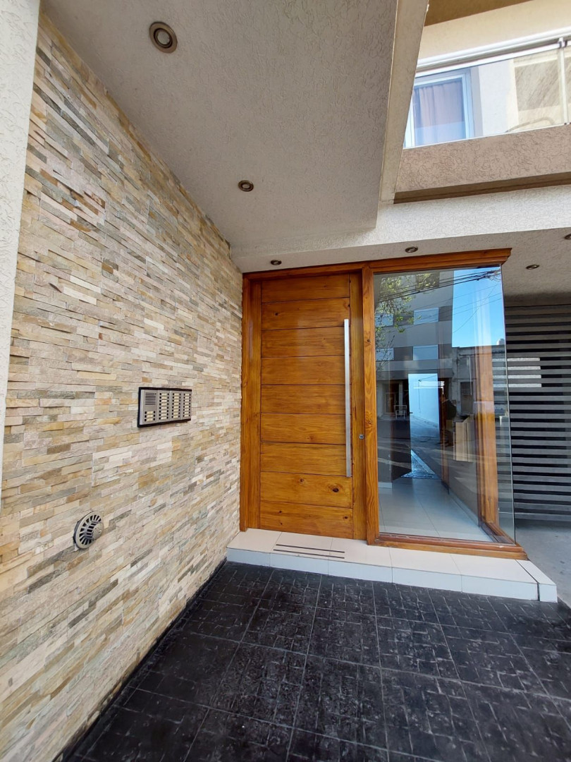 Cochera en Alquiler en Corrientes 338, Centro, Bahía Blanca - Bahía Blanca Propiedades | SITIO OFICIAL l