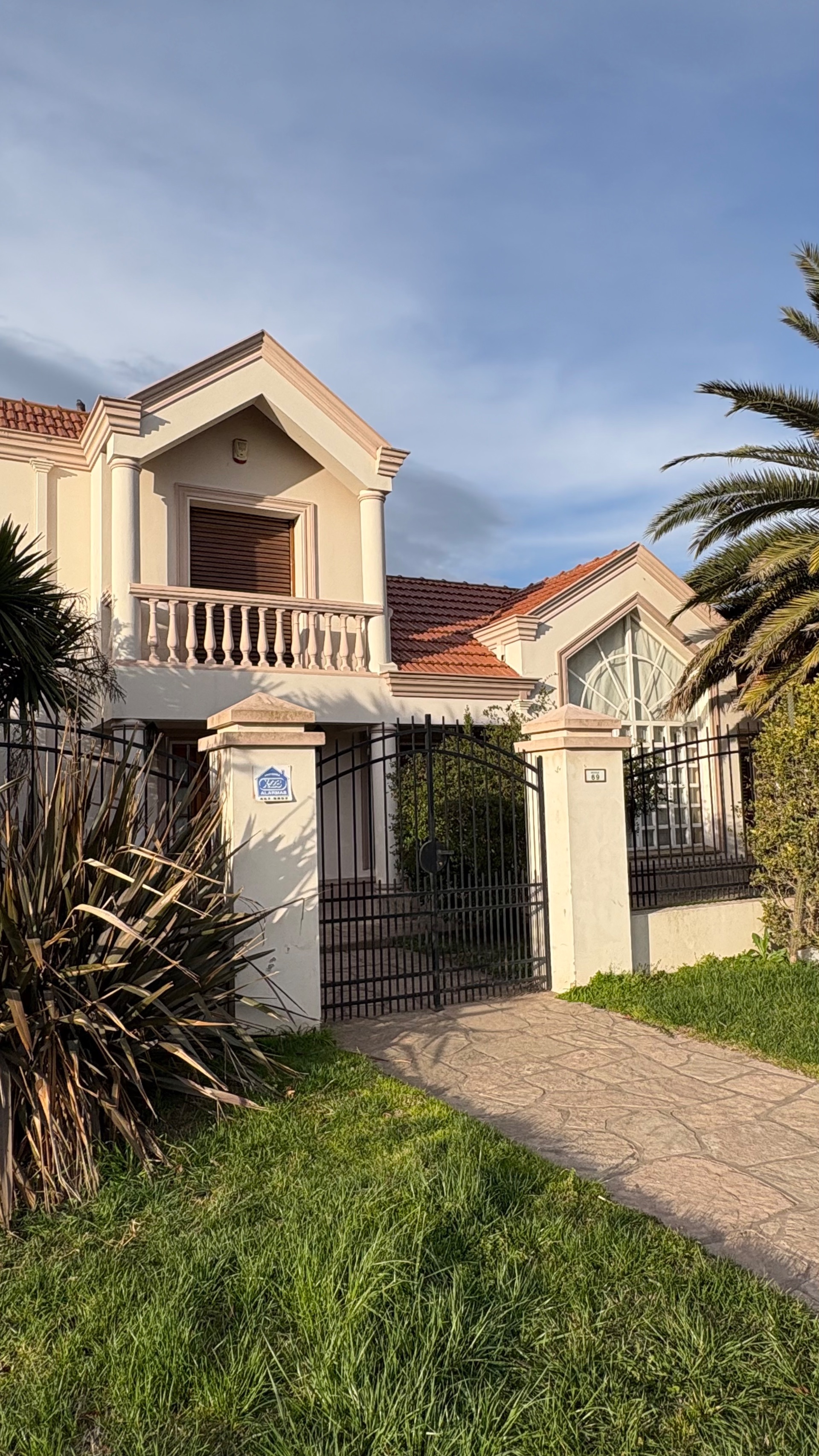 Casa en Venta en Manque 69,  Bahía Blanca - Bahía Blanca Propiedades | SITIO OFICIAL l