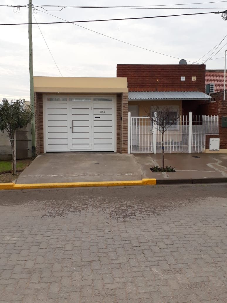 Casa en Venta en Eduardo Gonzalez 1000, Villa del Parque, Bahía Blanca - Bahía Blanca Propiedades | SITIO OFICIAL l