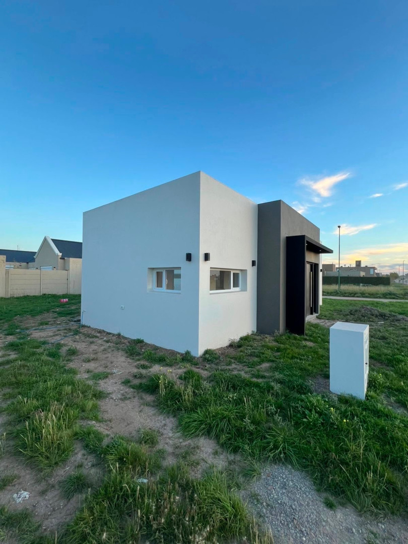 Casa en Venta en Charcas 5205, Las Acacias, Bahía Blanca - Bahía Blanca Propiedades | SITIO OFICIAL l