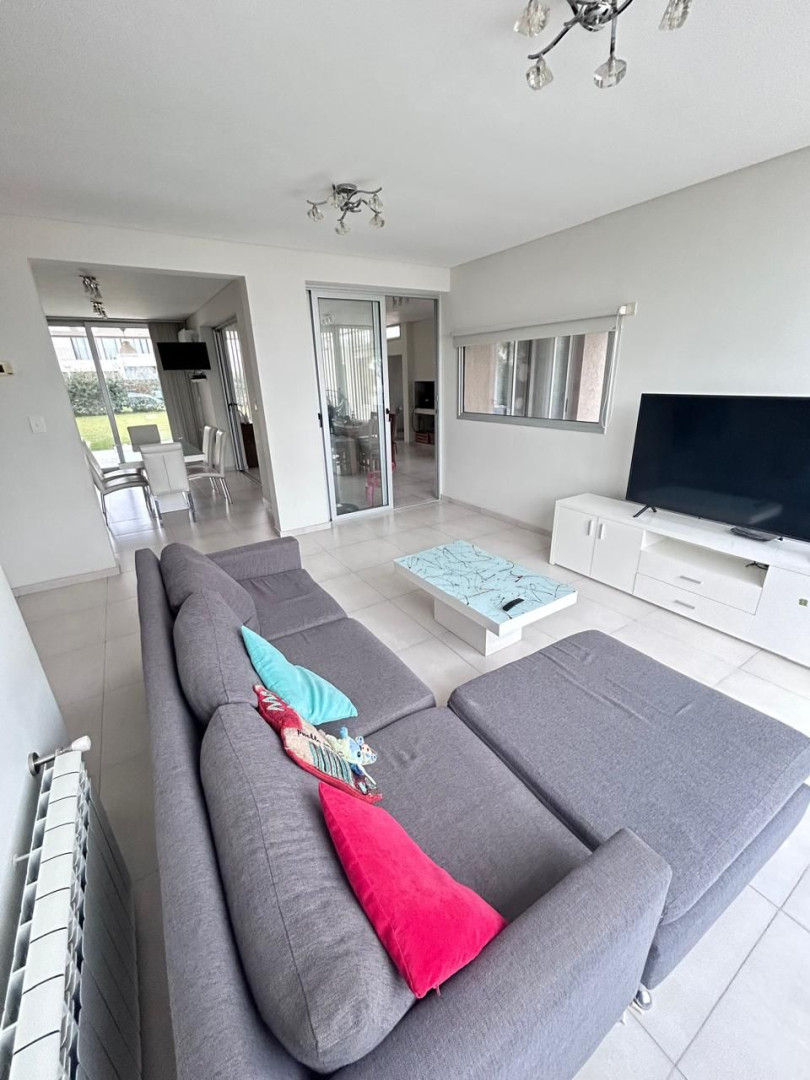 Casa en Venta  La Reserva, Bahía Blanca - Bahía Blanca Propiedades | SITIO OFICIAL l