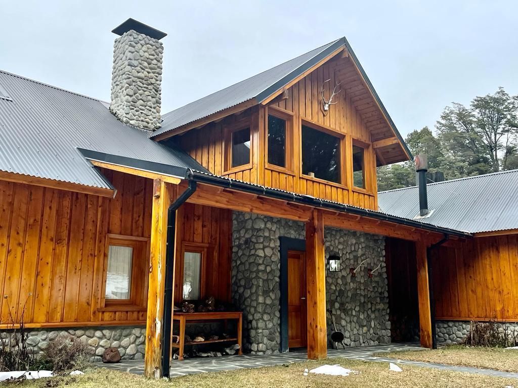 Casa en Venta en Puerto Bandurrias,  Villa la Angostura - Bahía Blanca Propiedades | SITIO OFICIAL l