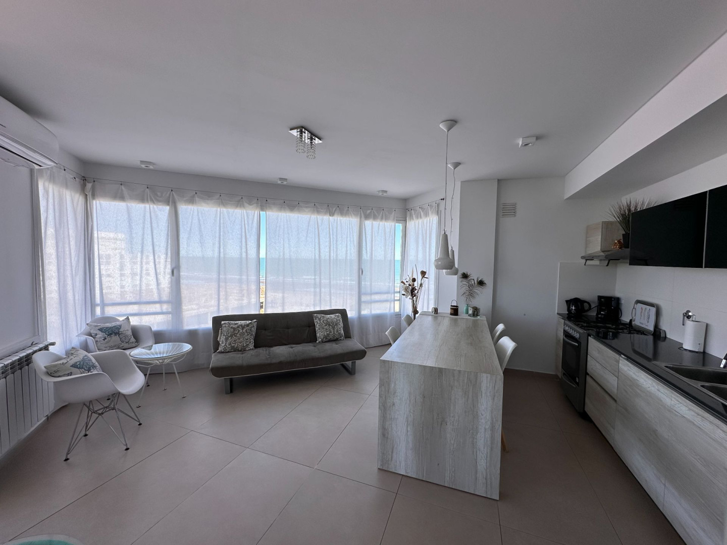 Departamento en Alquiler en Avenida Argentina 187,  Monte Hermoso - Bahía Blanca Propiedades | SITIO OFICIAL l