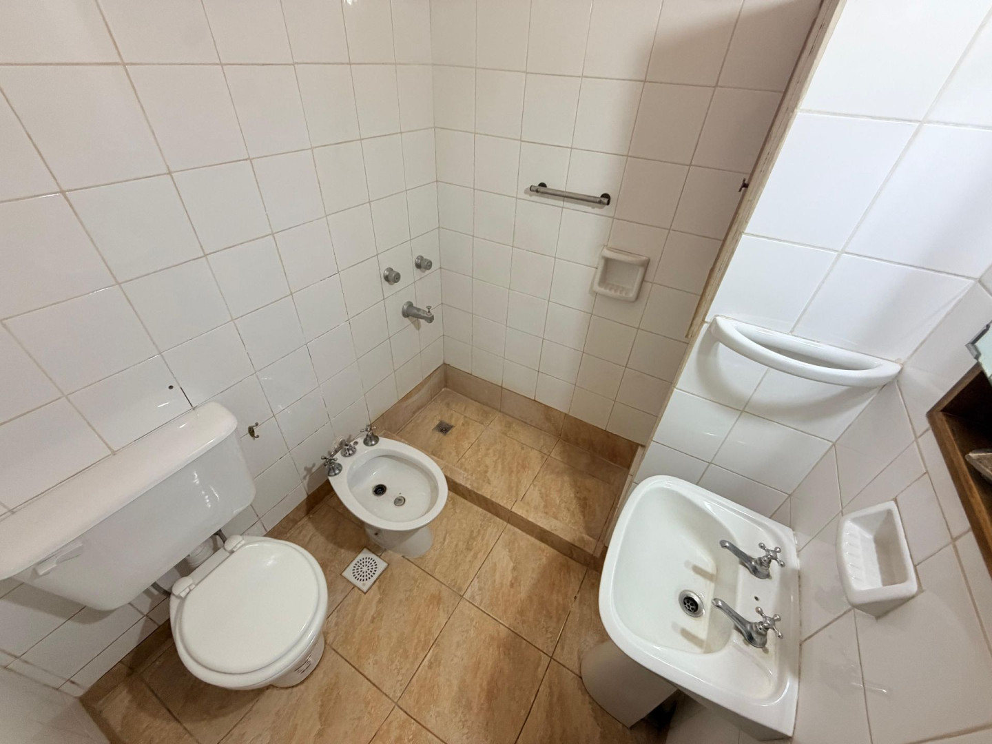 Casa en Alquiler en Estomba 2746, Los Almendros, Bahía Blanca - Bahía Blanca Propiedades | SITIO OFICIAL l