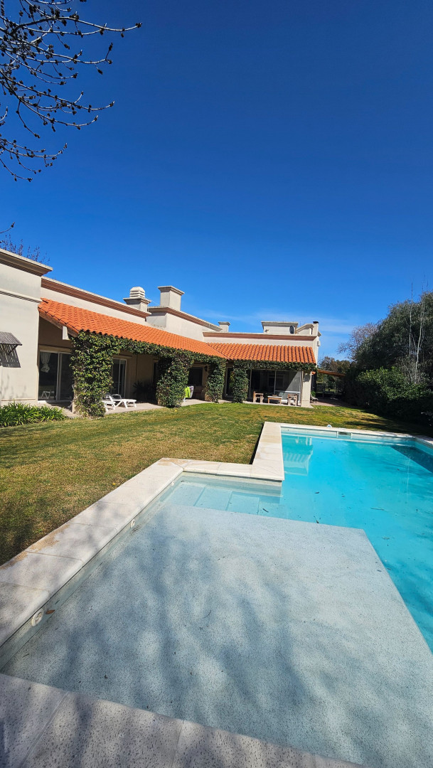 Casa en Venta en Bosque Alto , Bosque Alto, Bahía Blanca - Bahía Blanca Propiedades | SITIO OFICIAL l