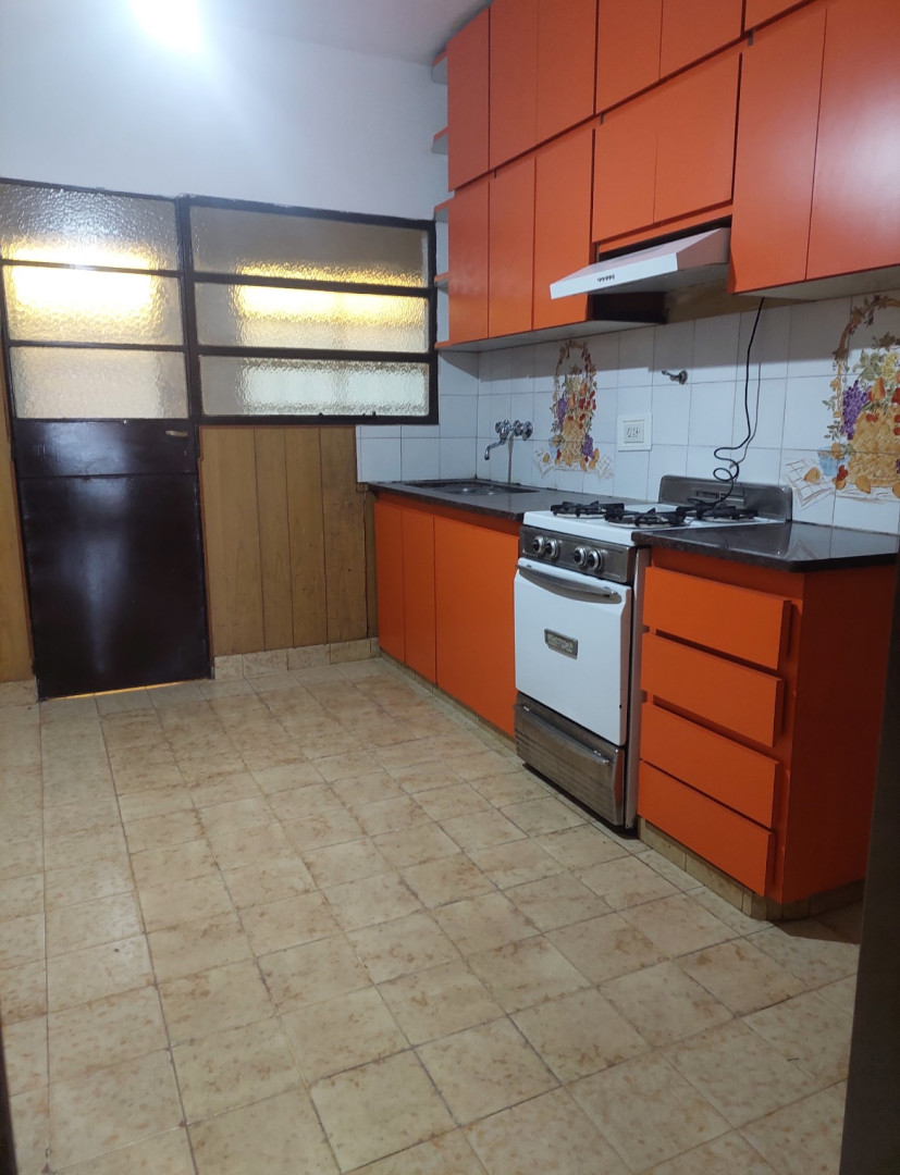 Casa en Venta en Castelli Al 2100, Sevilla, Bahía Blanca - Bahía Blanca Propiedades | SITIO OFICIAL l