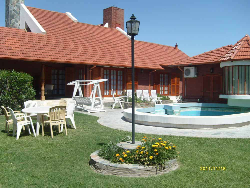 Casa en Venta en Las Acacias 204, Palihue, Bahía Blanca - Bahía Blanca Propiedades | SITIO OFICIAL l