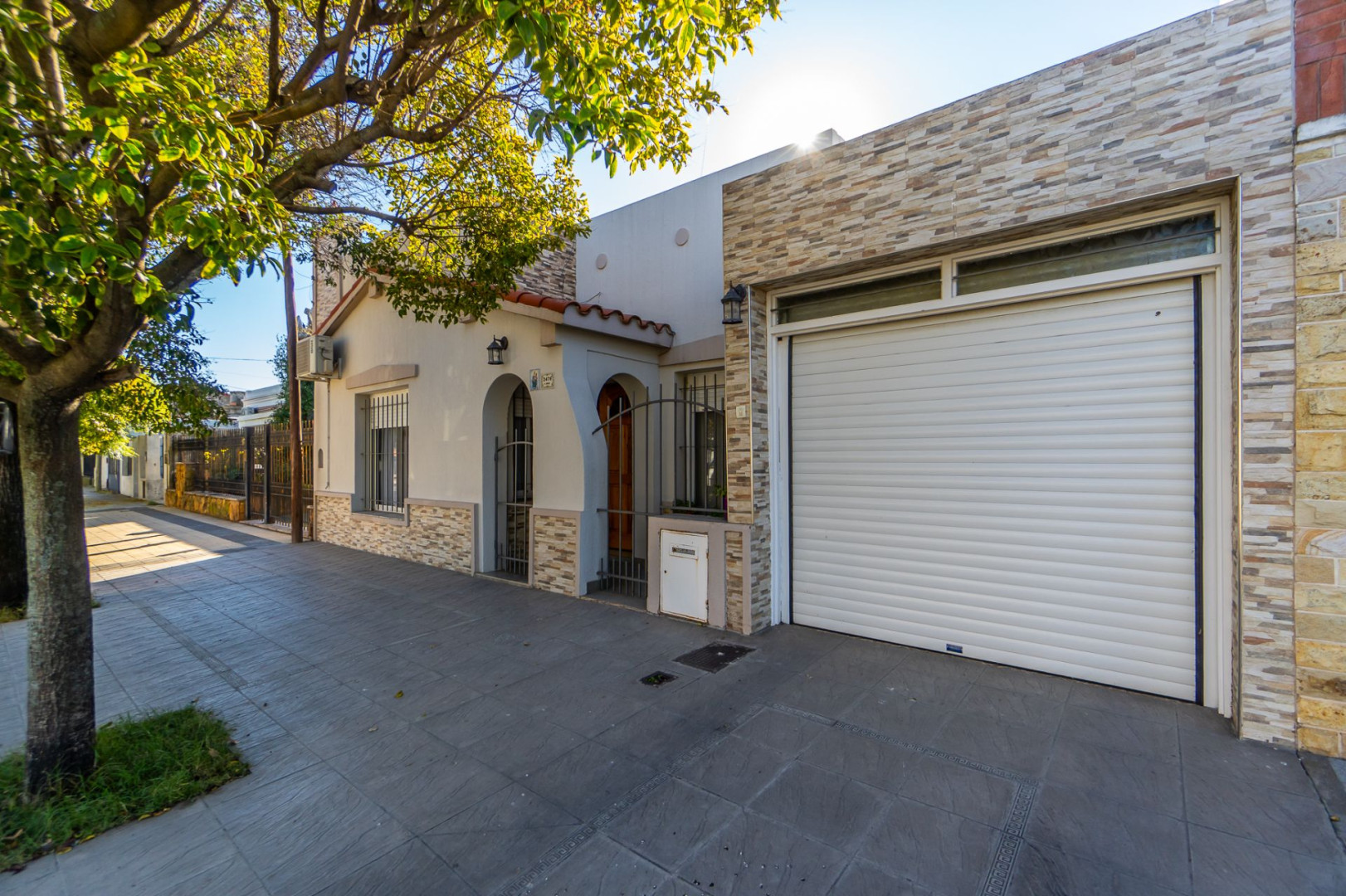 Casa en Venta en Nicolas Levalle 2249, Villa Rosas, Bahía Blanca - Bahía Blanca Propiedades | SITIO OFICIAL l
