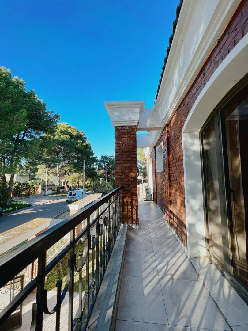 Casa en Venta en Lahual 100, Patagonia, Bahía Blanca - Bahía Blanca Propiedades | SITIO OFICIAL l