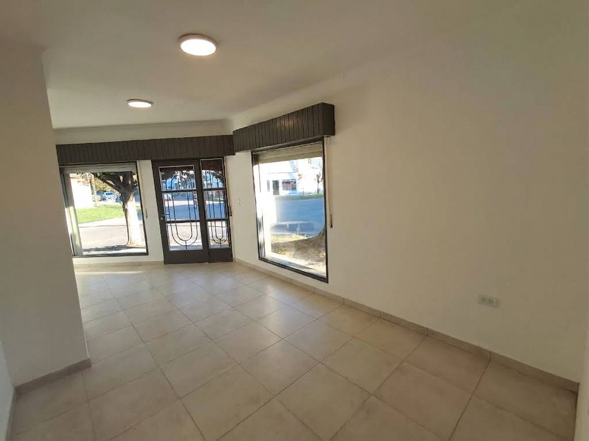 Local en Alquiler en Alberti Y Mitre , San Cayetano, Bahía Blanca - Bahía Blanca Propiedades | SITIO OFICIAL l