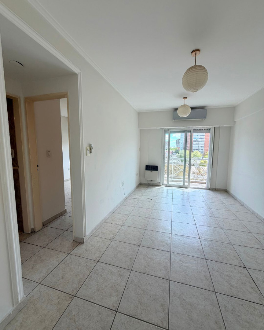 Departamento en Alquiler en Caronti 37, Centro, Bahía Blanca - Bahía Blanca Propiedades | SITIO OFICIAL l