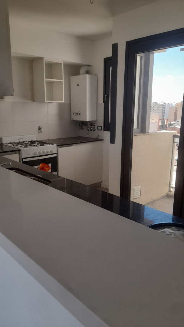 Departamento en Alquiler en Caronti 152, Centro, Bahía Blanca - Bahía Blanca Propiedades | SITIO OFICIAL l