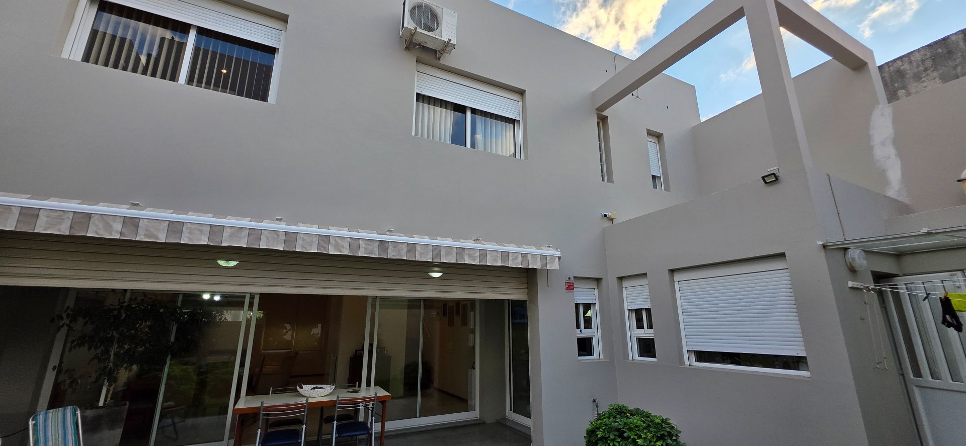 Casa en Venta en Nicaragua 1271, Universitario, Bahía Blanca - Bahía Blanca Propiedades | SITIO OFICIAL l
