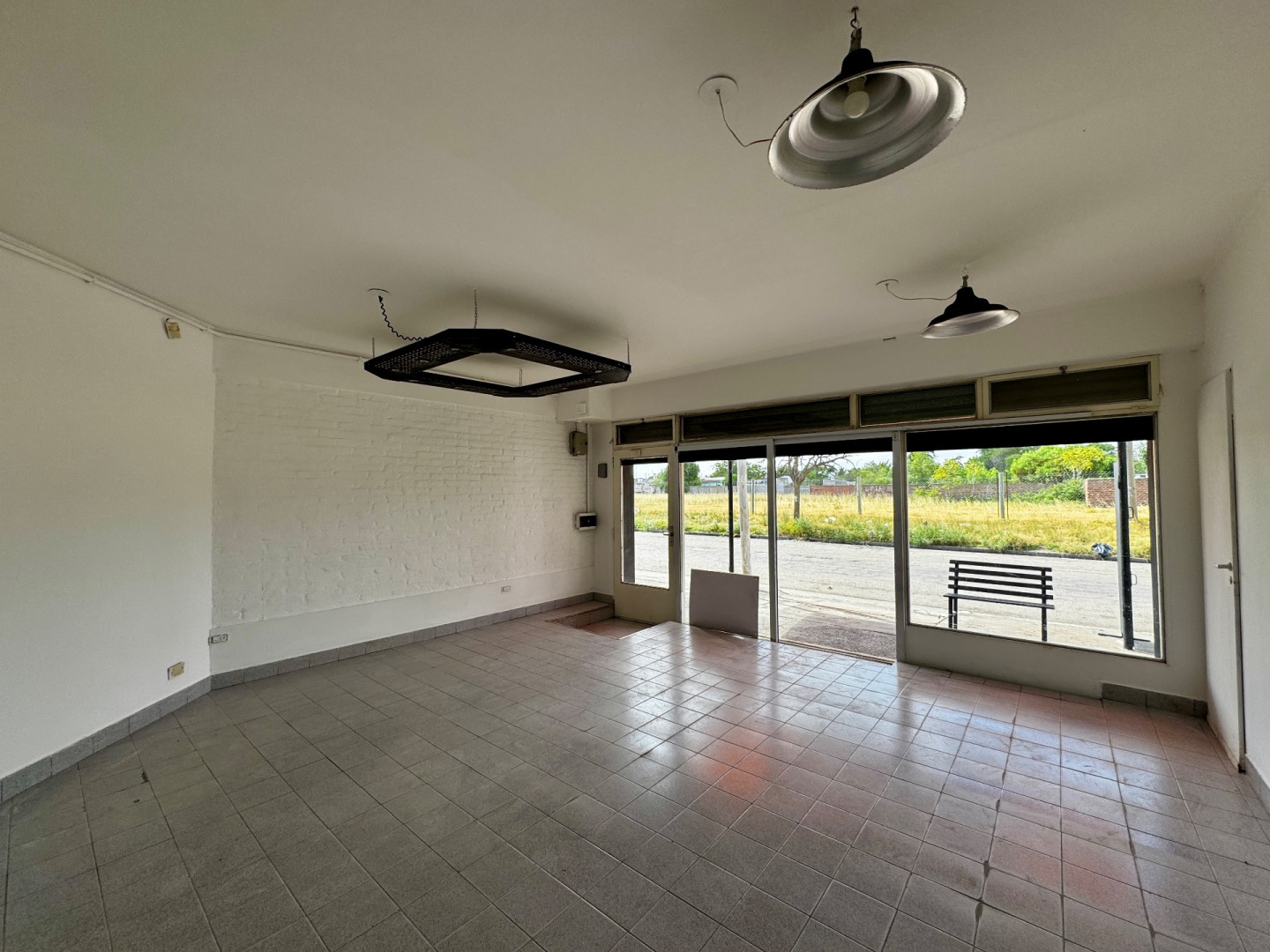 Local en Alquiler en Mexico 1365, Villa Rosas, Bahía Blanca - Bahía Blanca Propiedades | SITIO OFICIAL l