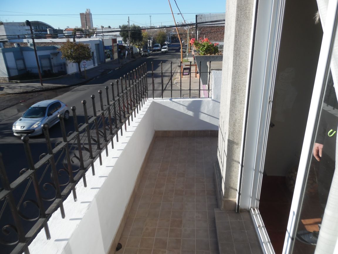 Casa en Venta en Vieytes E Inglaterra, San Roque, Bahía Blanca - Bahía Blanca Propiedades | SITIO OFICIAL l