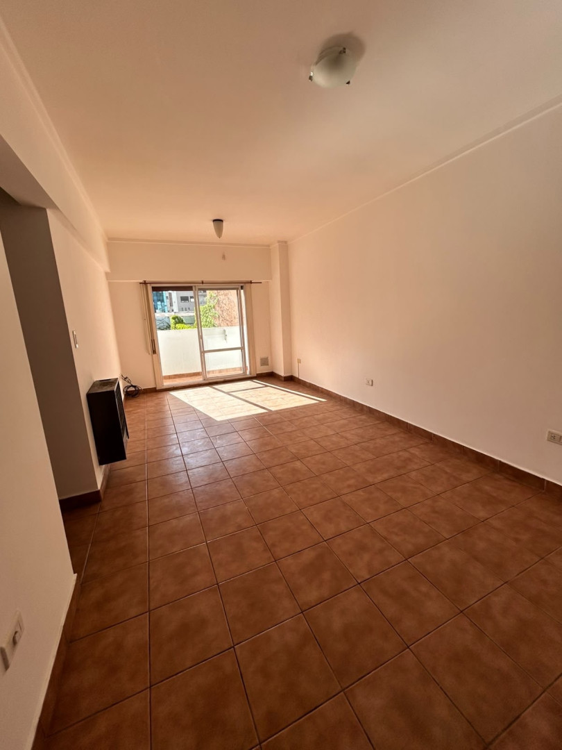 Departamento en Alquiler en Sarmiento 200, Centro, Bahía Blanca - Bahía Blanca Propiedades | SITIO OFICIAL l