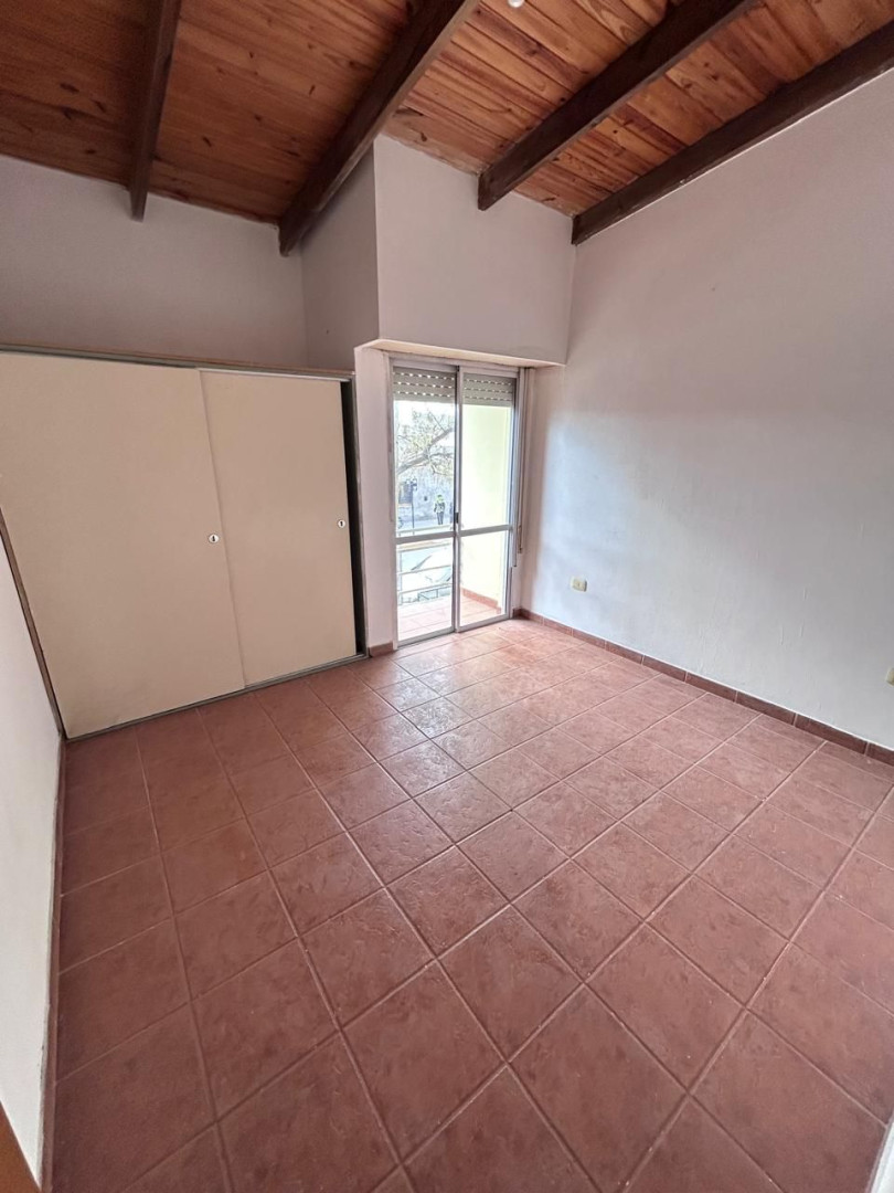 Duplex en Alquiler en Remedios De Escalada 205,  Bahía Blanca - Bahía Blanca Propiedades | SITIO OFICIAL l