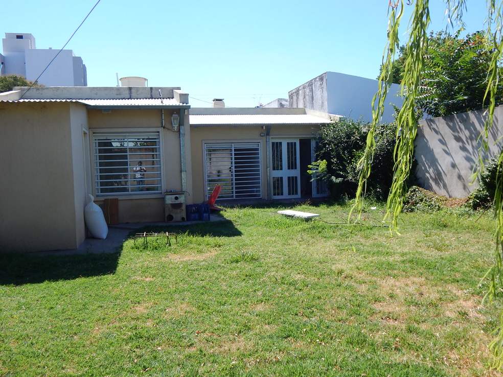 Casa en Alquiler en MENDOZA 168, Pacifico, Bahía Blanca - Bahía Blanca Propiedades | SITIO OFICIAL l