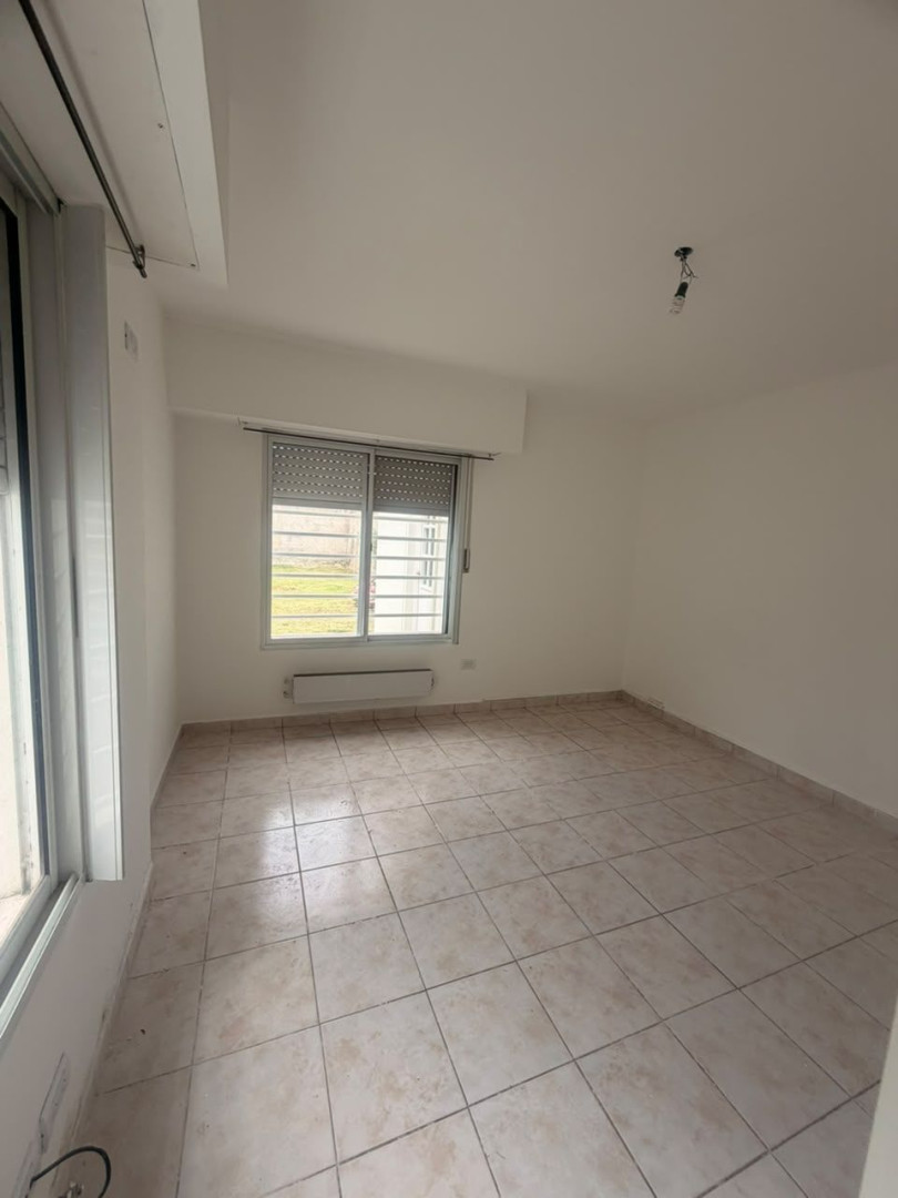 Casa en Alquiler en Mendoza 100, Pacifico, Bahía Blanca - Bahía Blanca Propiedades | SITIO OFICIAL l
