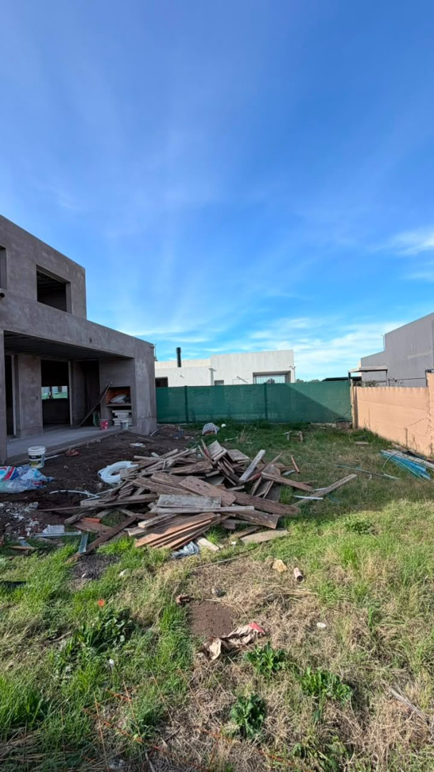 Casa en Venta en ABAT 677, Altos de la Bahia, Bahía Blanca - Bahía Blanca Propiedades | SITIO OFICIAL l