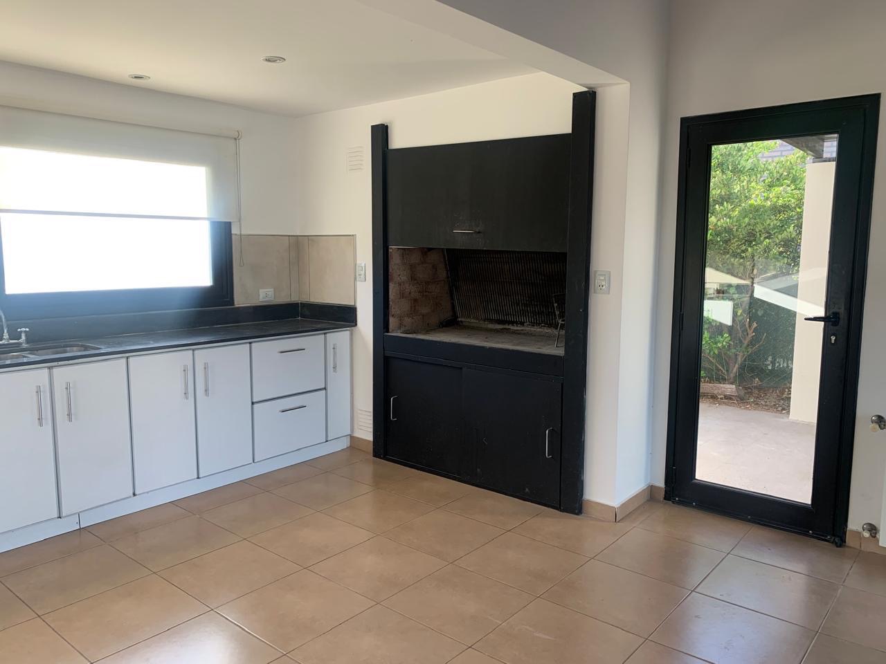 Casa en Alquiler  La Reserva, Bahía Blanca - Bahía Blanca Propiedades | SITIO OFICIAL l