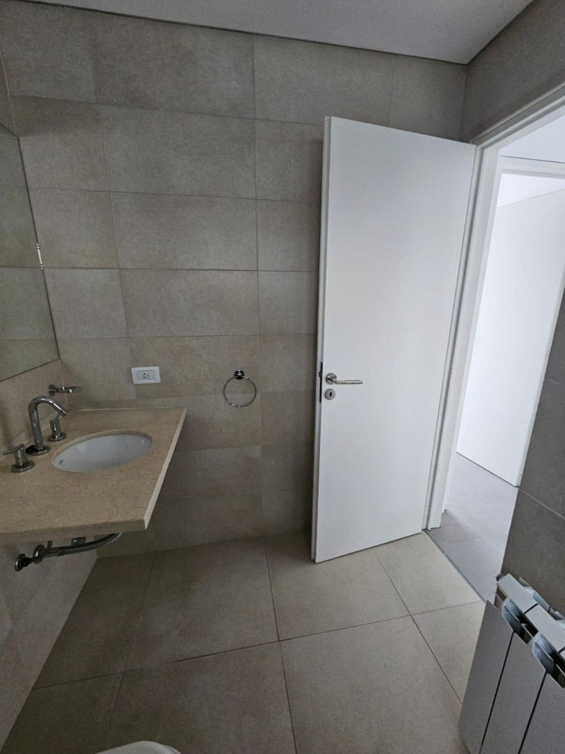Departamento en Alquiler en Caronti 152, Centro, Bahía Blanca - Bahía Blanca Propiedades | SITIO OFICIAL l