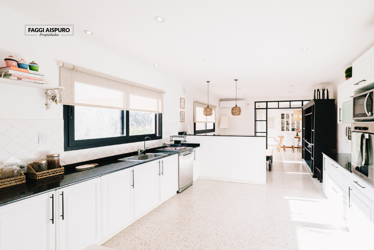 Casa en Venta en Rodolfo Kusch 1000, La Reserva, Bahía Blanca - Bahía Blanca Propiedades | SITIO OFICIAL l