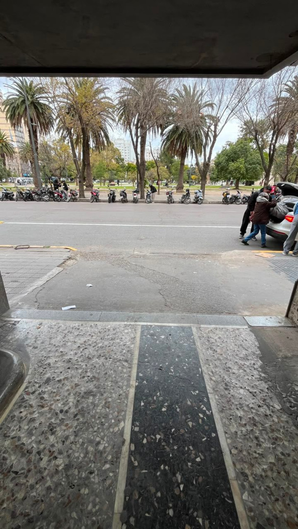 Cochera en Alquiler en San Martin Al 100, Centro, Bahía Blanca - Bahía Blanca Propiedades | SITIO OFICIAL l