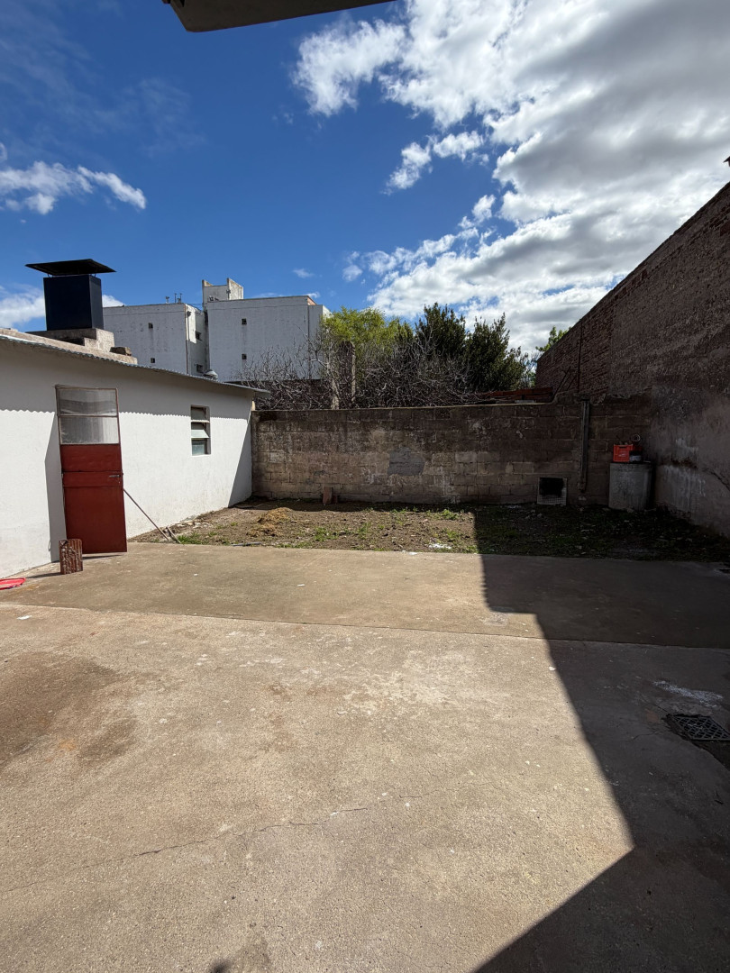 Casa en Alquiler en Hilario Ascasubi 230, Universitario, Bahía Blanca - Bahía Blanca Propiedades | SITIO OFICIAL l
