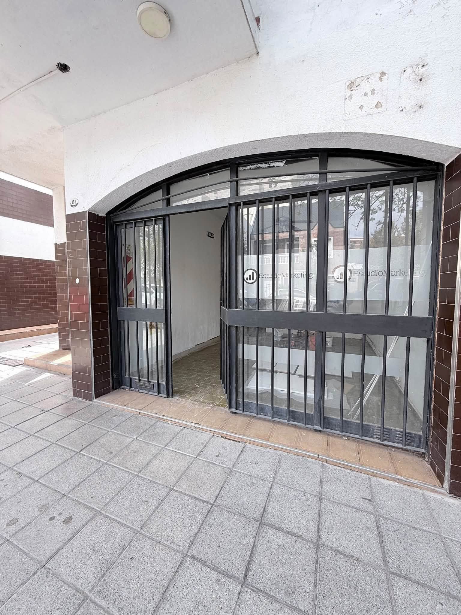 Local en Alquiler en ITALIA 152, Macrocentro, Bahía Blanca - Bahía Blanca Propiedades | SITIO OFICIAL l