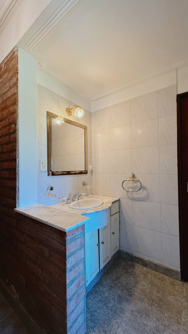 Casa en Venta en LUCIA MIRANDA 135, Los Chañares, Bahía Blanca - Bahía Blanca Propiedades | SITIO OFICIAL l