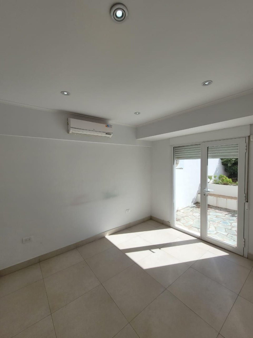 Casa en Venta en Avenida Peron 700,  Monte Hermoso - Bahía Blanca Propiedades | SITIO OFICIAL l