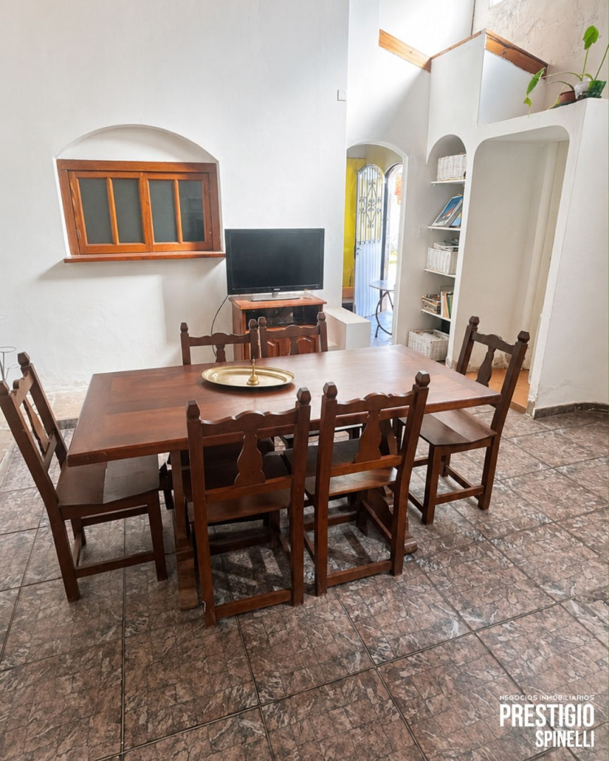 Casa en Venta en Cuyo 1000, Villa Floresta, Bahía Blanca - Bahía Blanca Propiedades | SITIO OFICIAL l