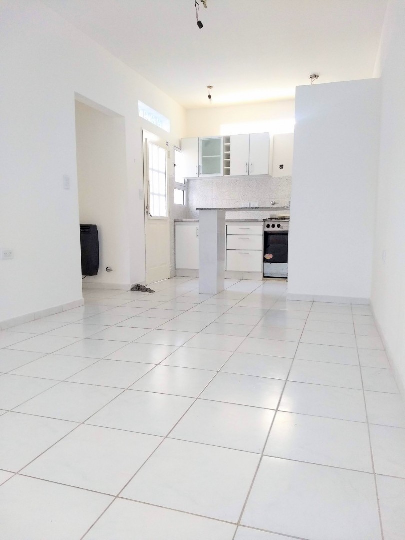 Departamento en Alquiler en Rincon 722, Bella Vista, Bahía Blanca - Bahía Blanca Propiedades | SITIO OFICIAL l