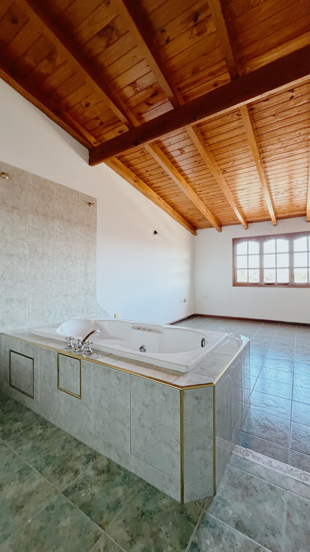 Casa en Venta en MONTEVIDEO 1080,  Bahía Blanca - Bahía Blanca Propiedades | SITIO OFICIAL l