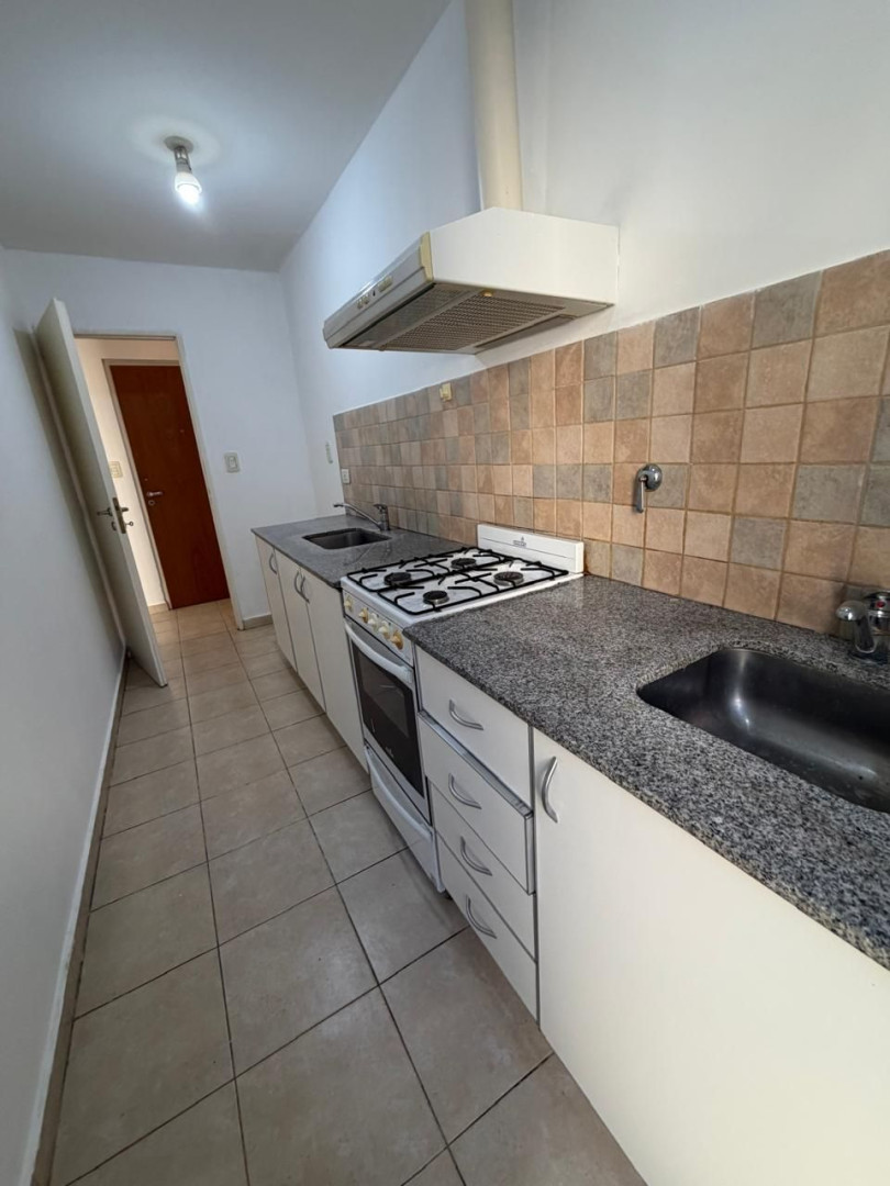Departamento en Alquiler en Zelarrayan 360, Centro, Bahía Blanca - Bahía Blanca Propiedades | SITIO OFICIAL l