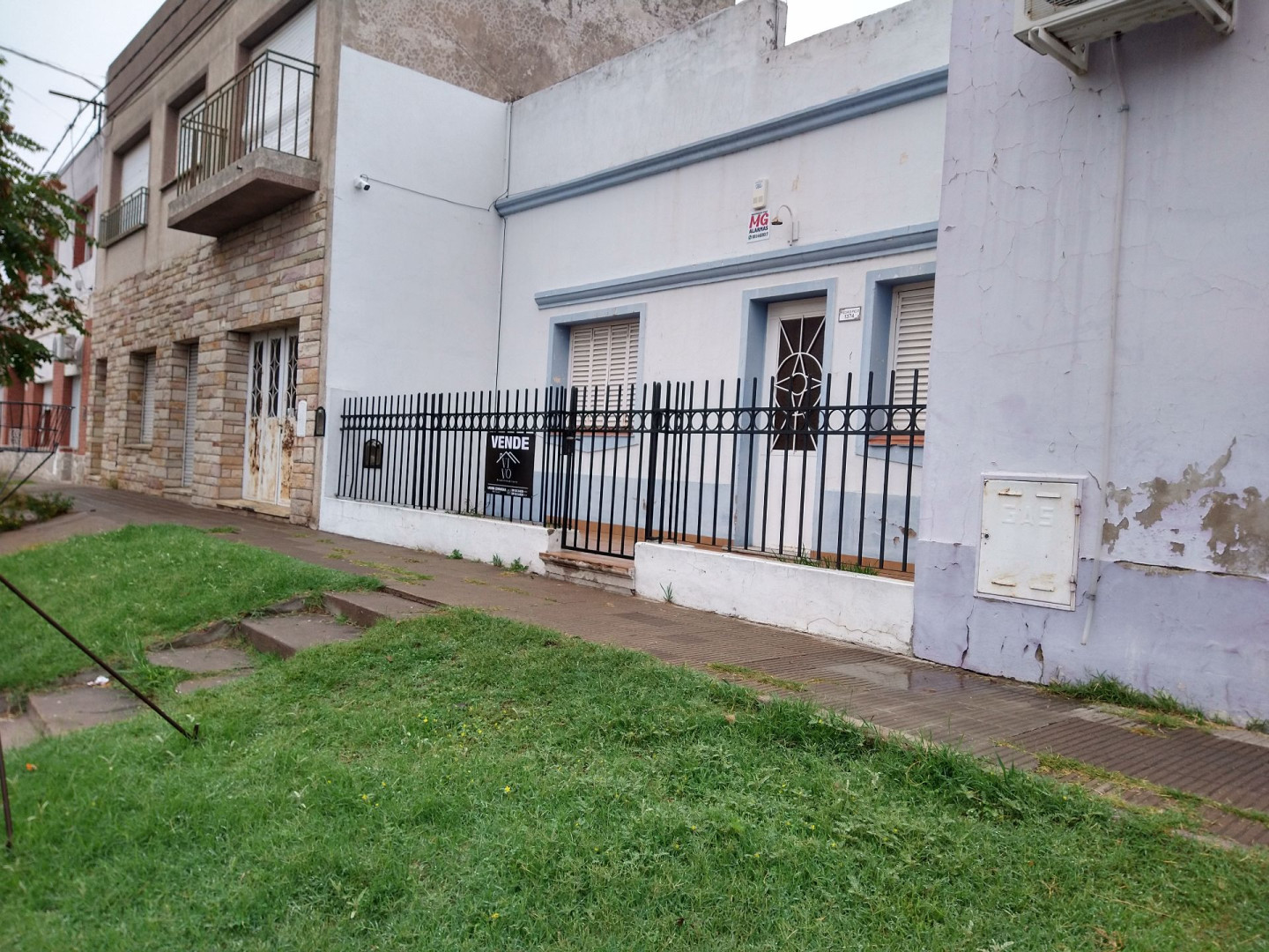 Casa + Departamento en Venta en Pedro Pico Y Paunero, Villa Ressia, Bahía Blanca - Bahía Blanca Propiedades | SITIO OFICIAL l